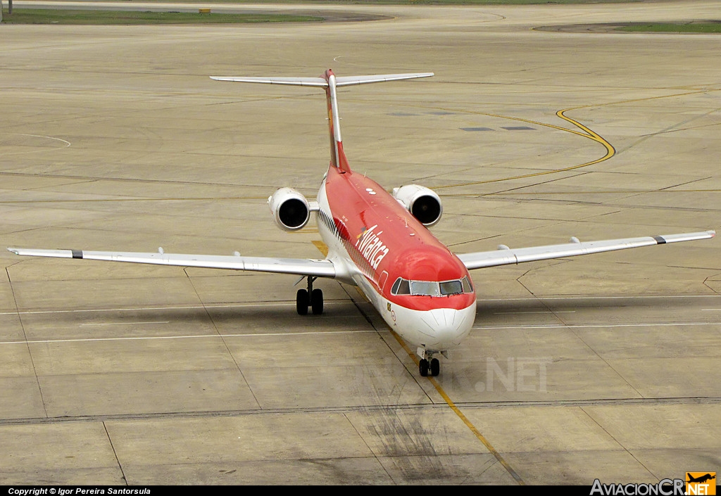 PR-OAE - Fokker 100 - Avianca Brasil