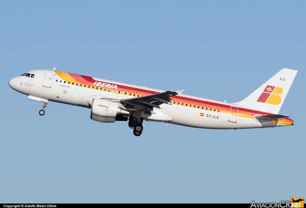 EC-ILS - Airbus A320-214 - Iberia