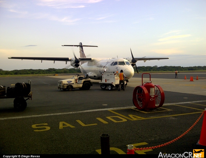 HR-AUX - ATR 42-300 - TACA Regional Airlines (Isleña Airlines)