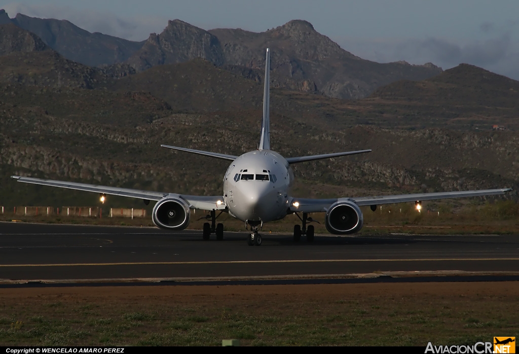 EC-LJI - Boeing 737-301 - Swiftair