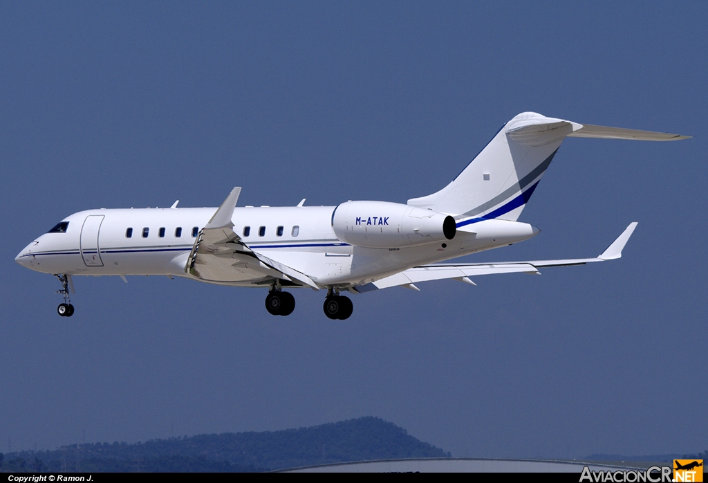 M-ATAK - Bombardier BD-700-1A11 Global 5000 - Privado