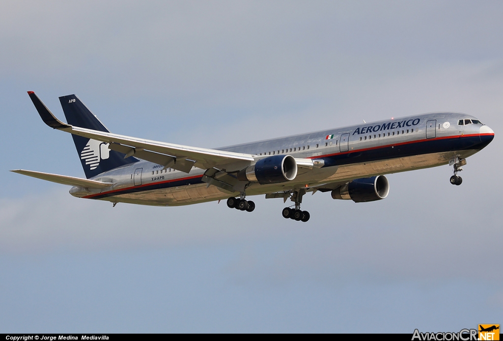 XA-APB - Boeing 767-3Q8(ER) - Aeromexico