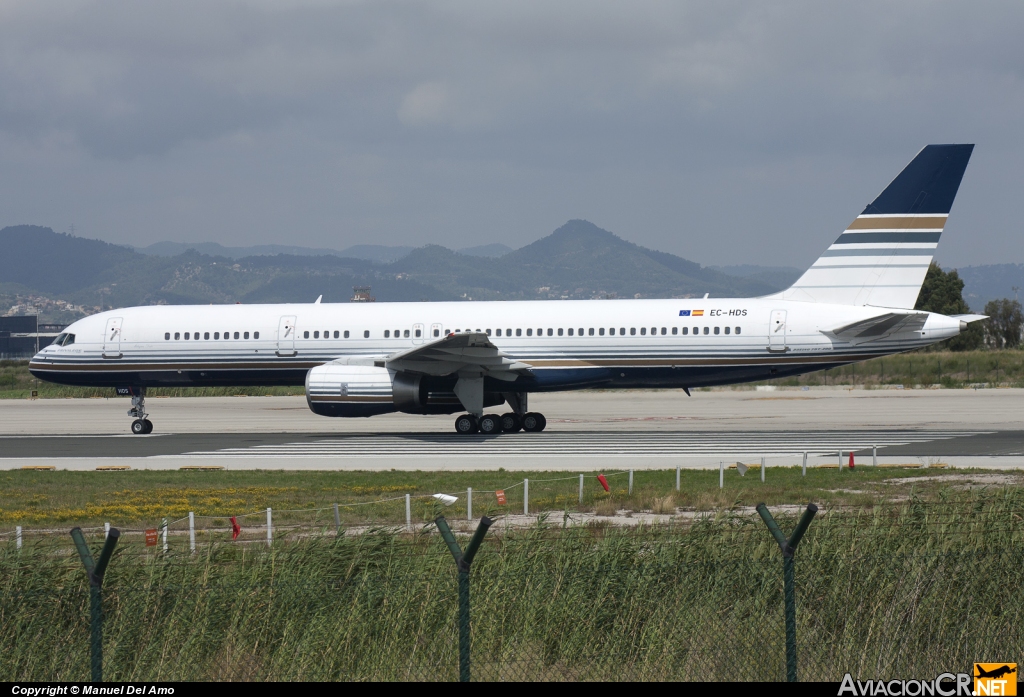 EC-HDS - Boeing 757-256 - Privilege Style