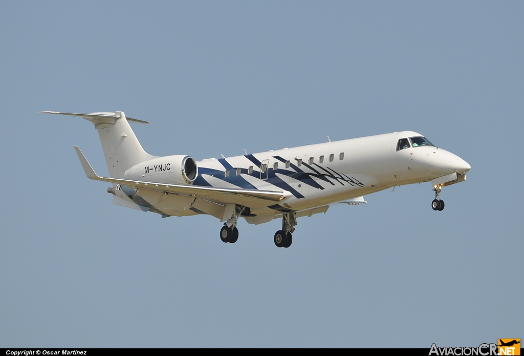 M-YNJC - Embraer ERJ-135BJ Legacy 600 - Privado