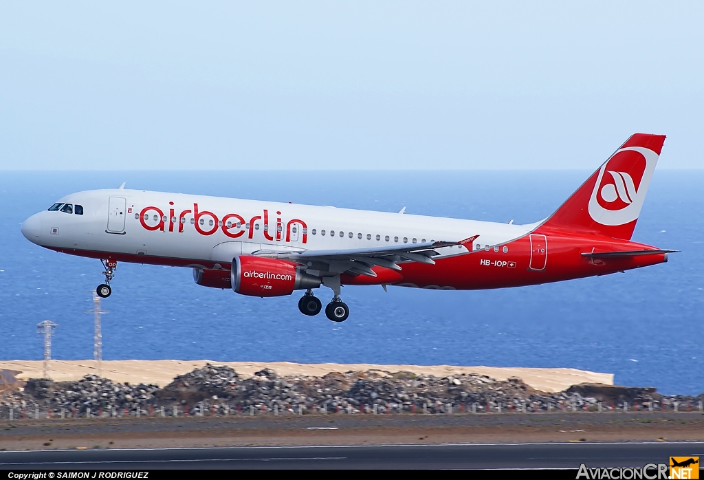 HB-IOP - Airbus A320-214 - Air Berlin