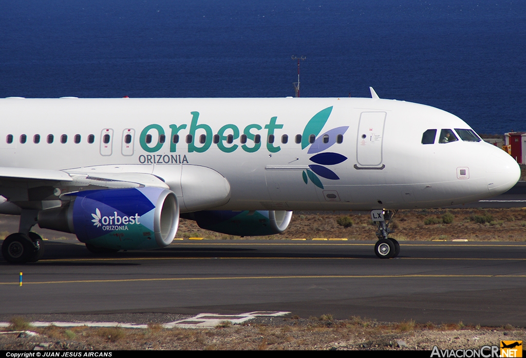 EC-LLX - Airbus A320-214 - Orbest