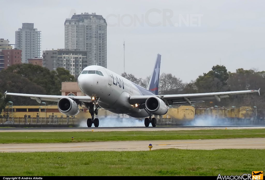 LV-BOI - Airbus A320-233 - LAN Argentina