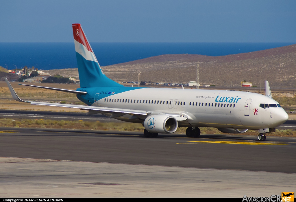 LX-LGT - Boeing 737-8K5 - LUXAIR