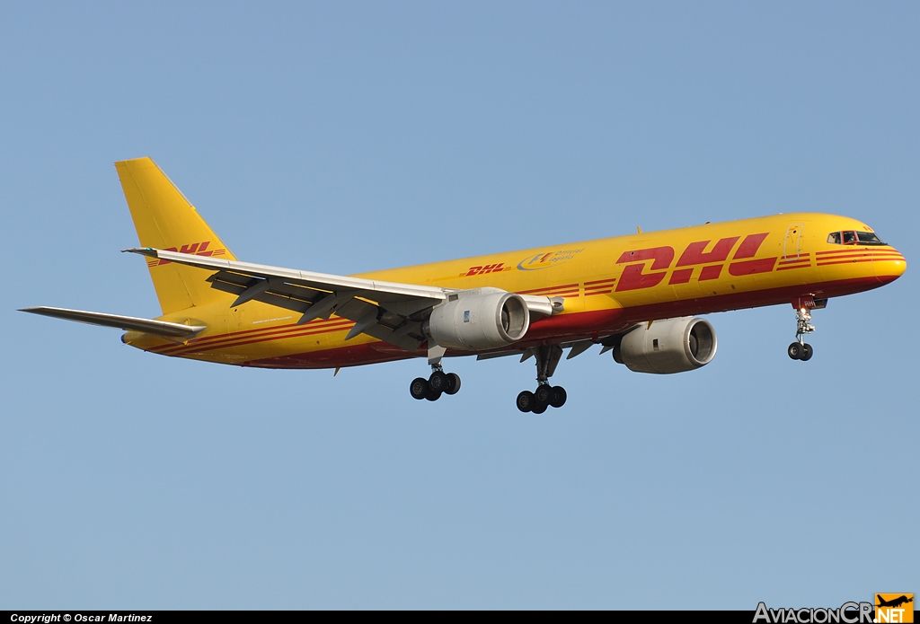 G-BMRH - Boeing 757-236/SF - DHL - Cargo