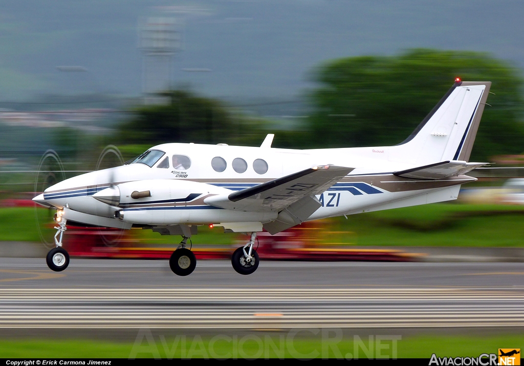 TI-AZI - Beechcraft 90 King Air - Privado