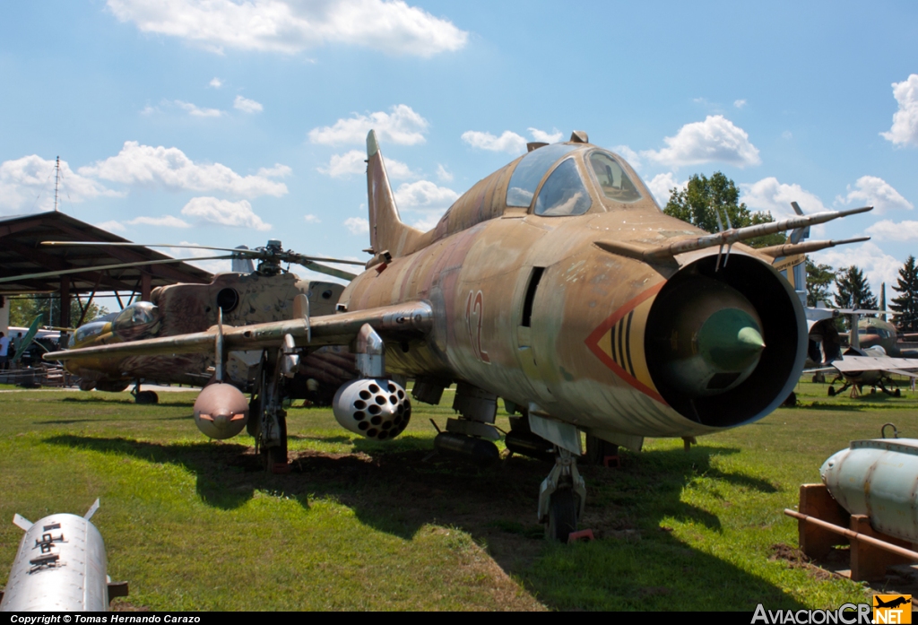 12 - Sukhoi Su-22M3 - Fuerza Aerea Hungara