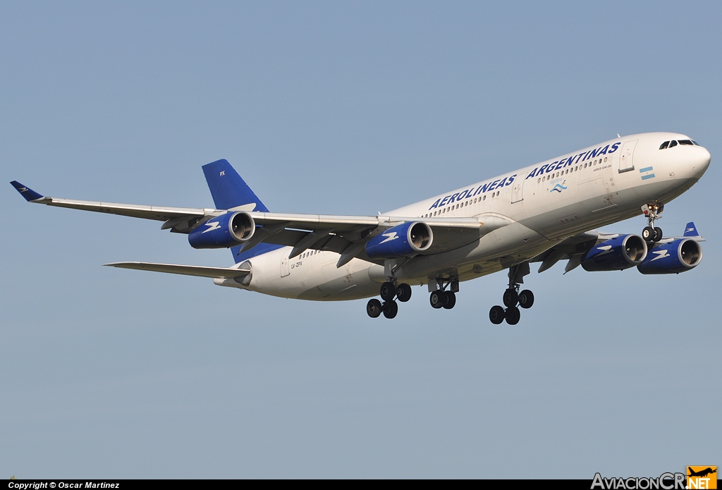 LV-ZPX - Airbus A340-211 - Aerolineas Argentinas