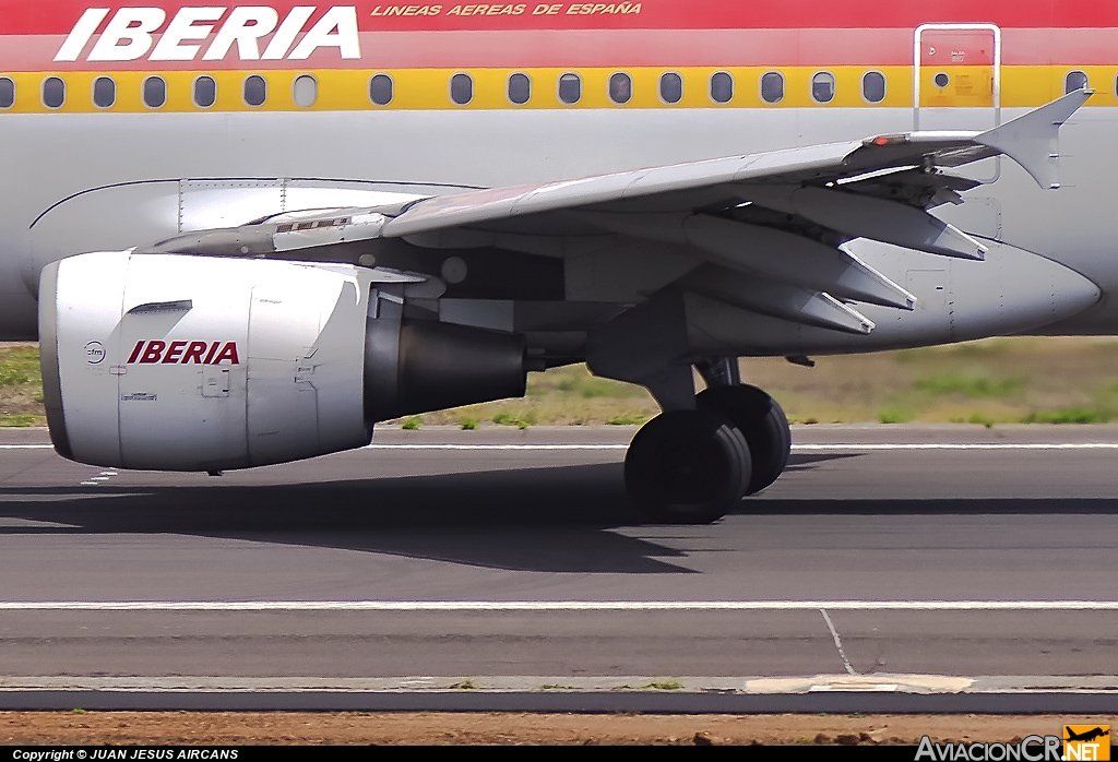 EC-IIG - Airbus A321-211 - Iberia