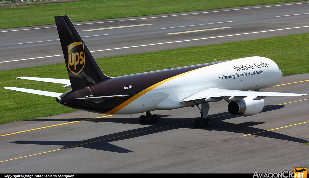 N465UP - Boeing 757-24APF - UPS - United Parcel Service