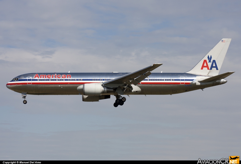 N392AN - Boeing 767-323/ER - American Airlines