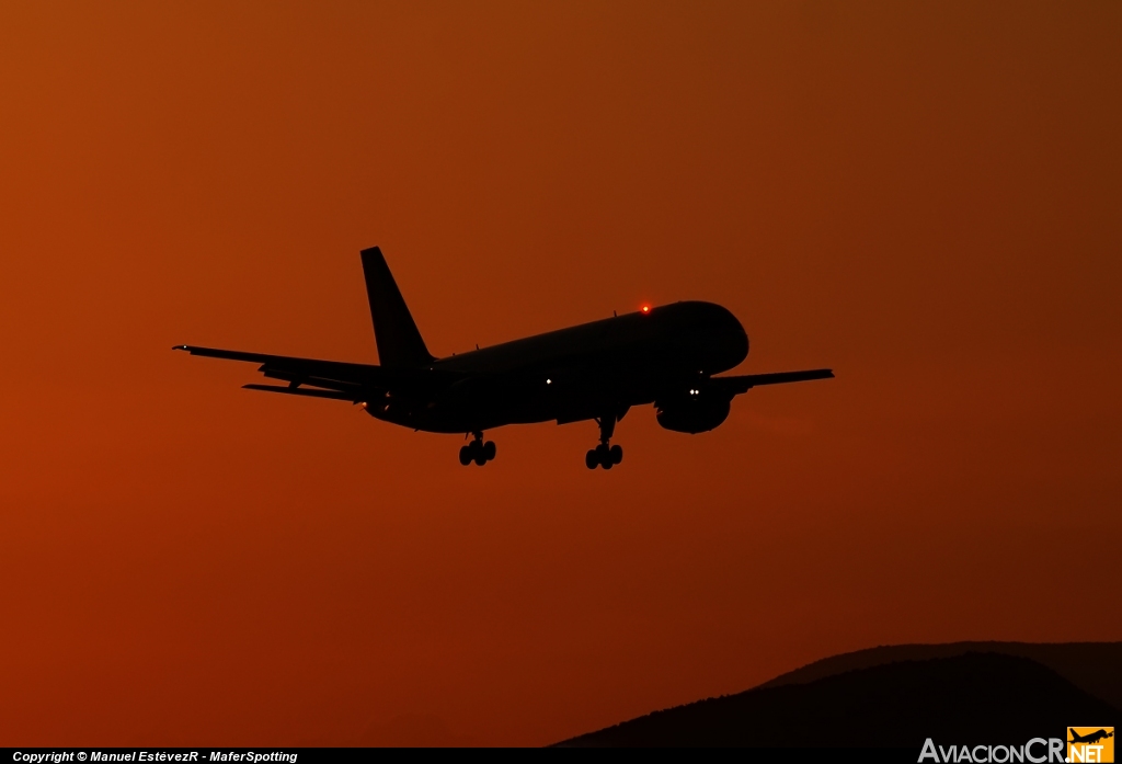 G-BYAI - Boeing 757-204 - Thomsonfly