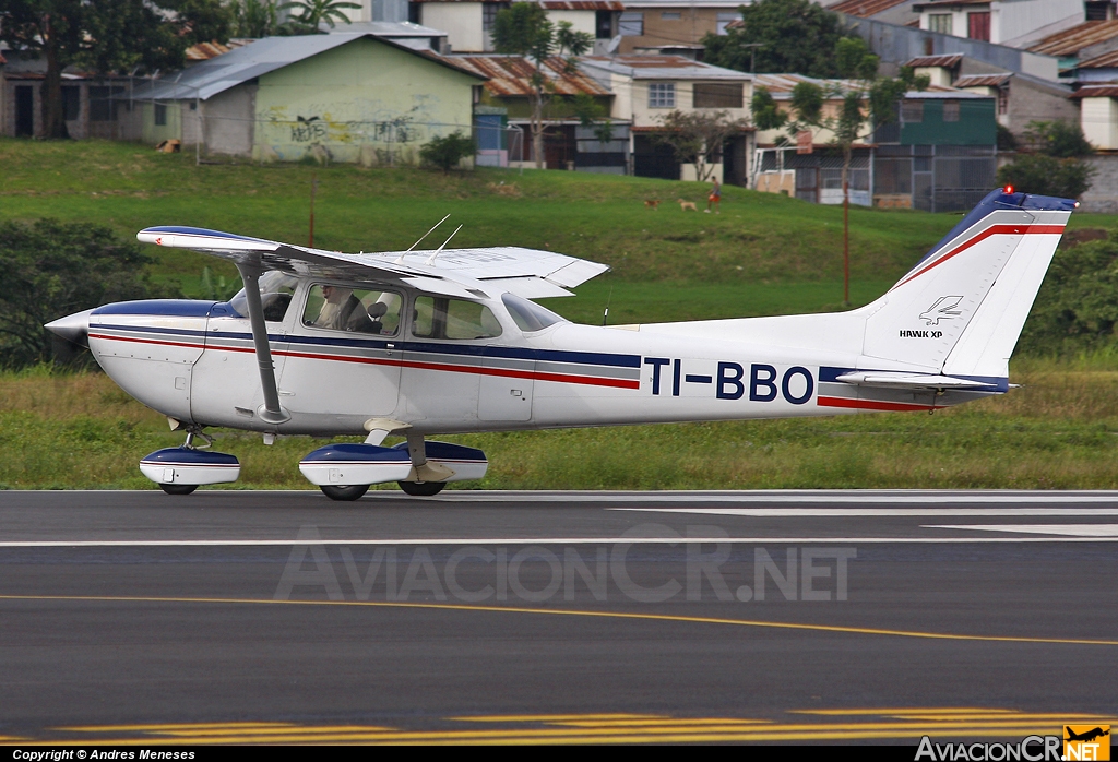 TI-BBO - Cessna R172K Hawk XP II - Privado