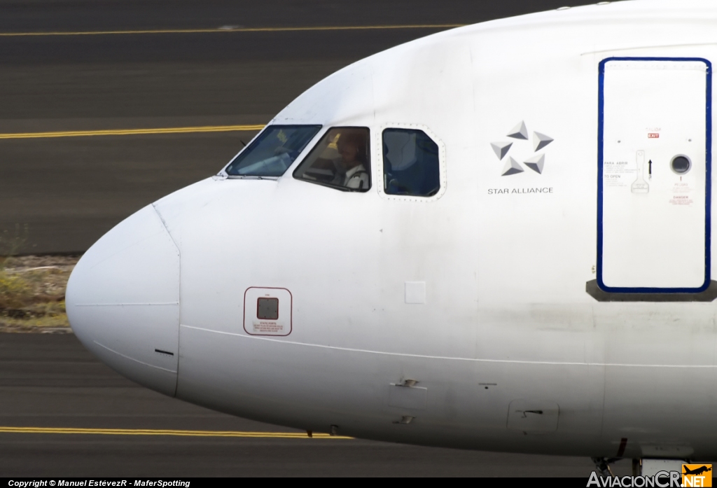 EC-IEJ - Airbus A320-232 - Spanair