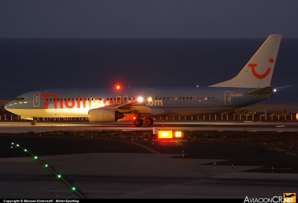 G-CDZI - Boeing 737-804 - Thomson Airways
