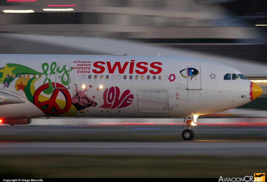 HB-JMJ - Airbus A340-313X - SWISS