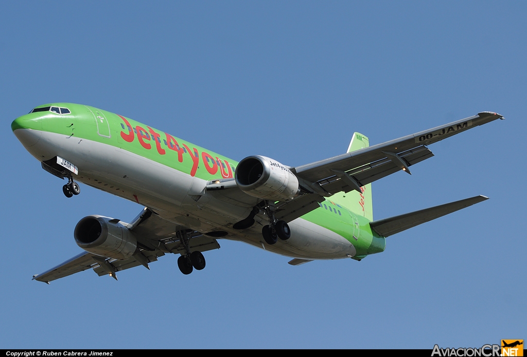 OO-JAM - Boeing 737-46J - Jet4You