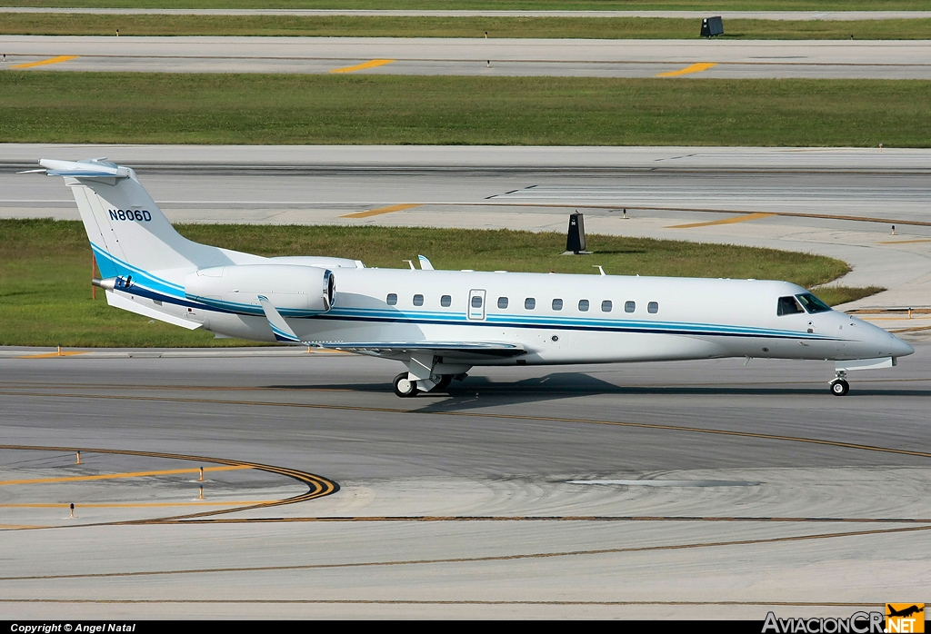 N806D - Embraer ERJ-135BJ Legacy - Privado