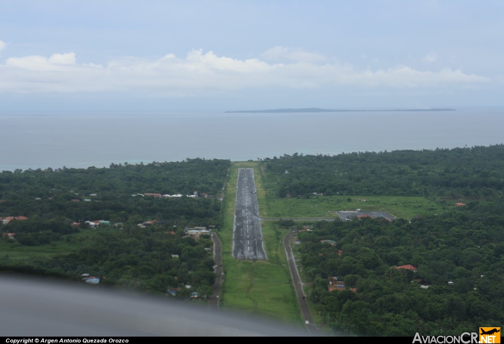 YS-111-N - Beechcraft B200 Super King Air - COCESNA