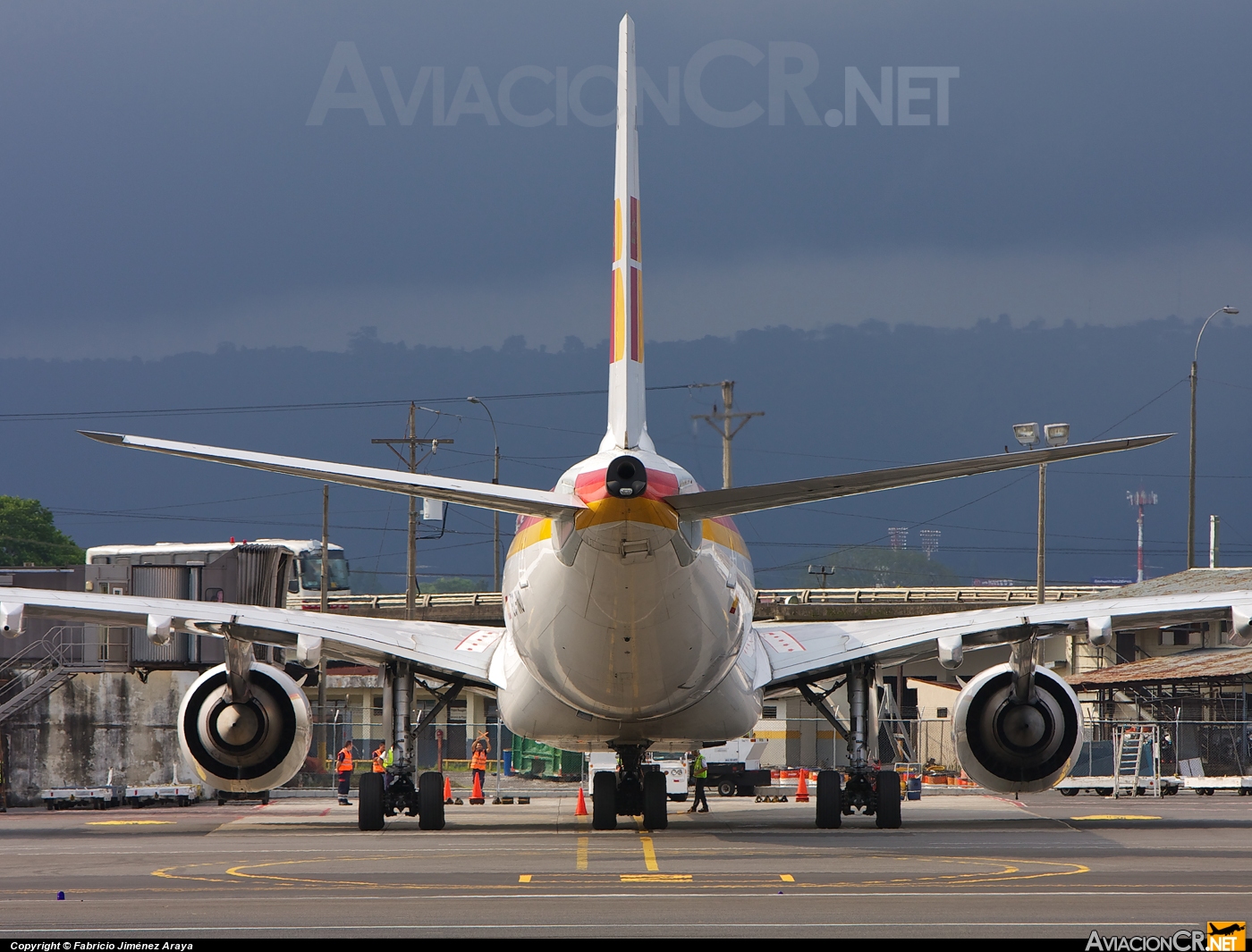 EC-INO - Airbus A340-642 - Iberia