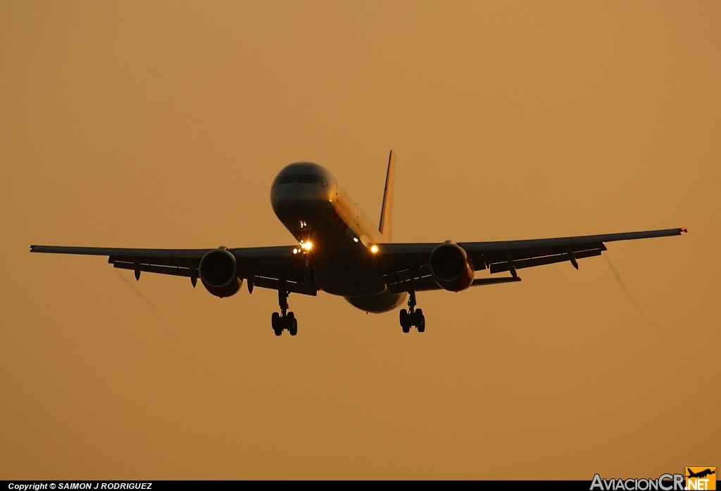G-LSAJ - Boeing 757-236 - Jet2.com