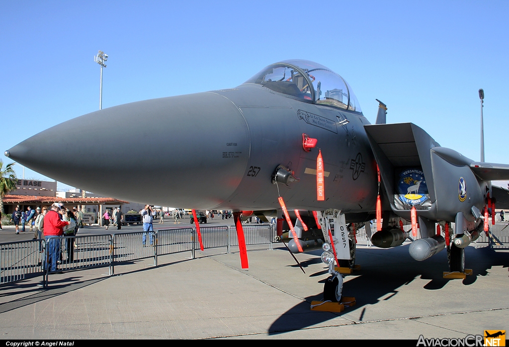 90-0257 - McDonnell Douglas F-15E Strike Eagle - USAF - Fuerza Aerea de EE.UU