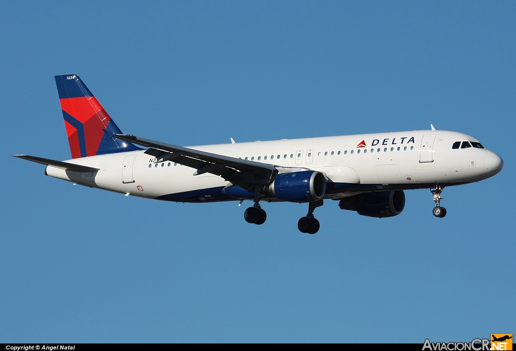 N334NW - Airbus A320-211 - Delta Air Lines