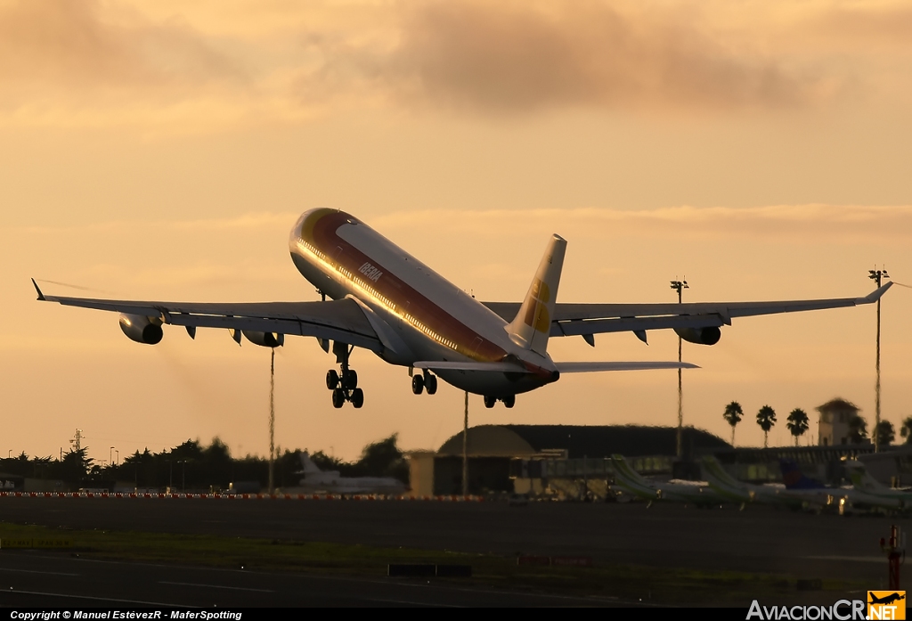 EC-HGU - Airbus A340-313X - Iberia