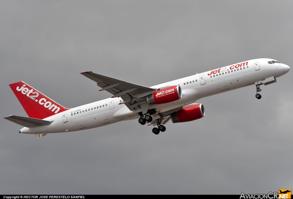 G-LSAD - Boeing 757-236 - Jet2.com