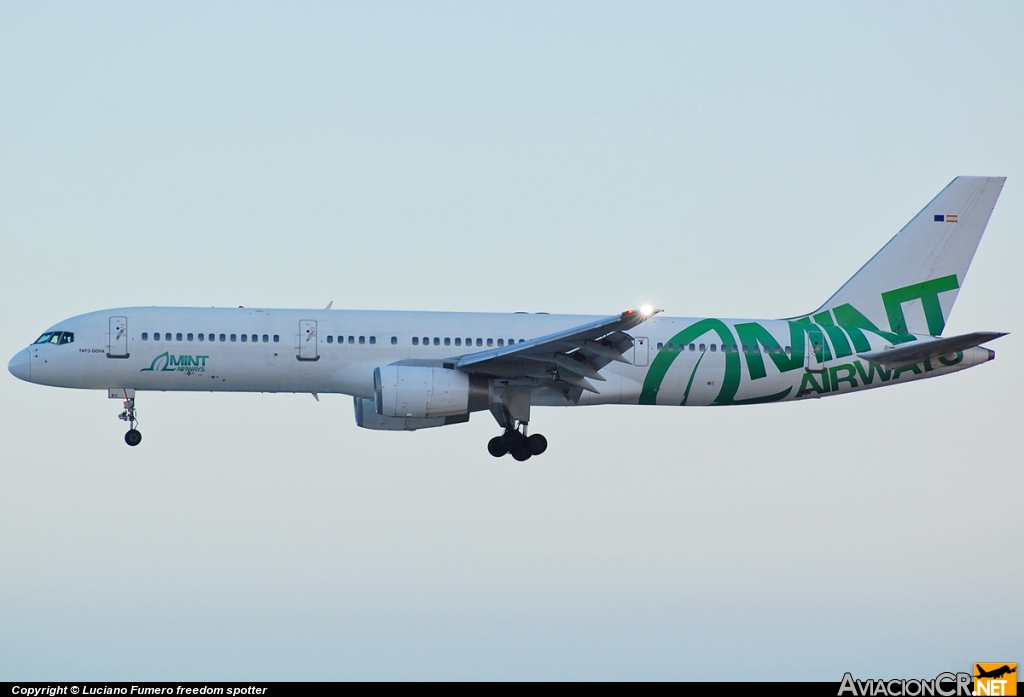 EC-LBC - Boeing 757-28A - Mint Airways