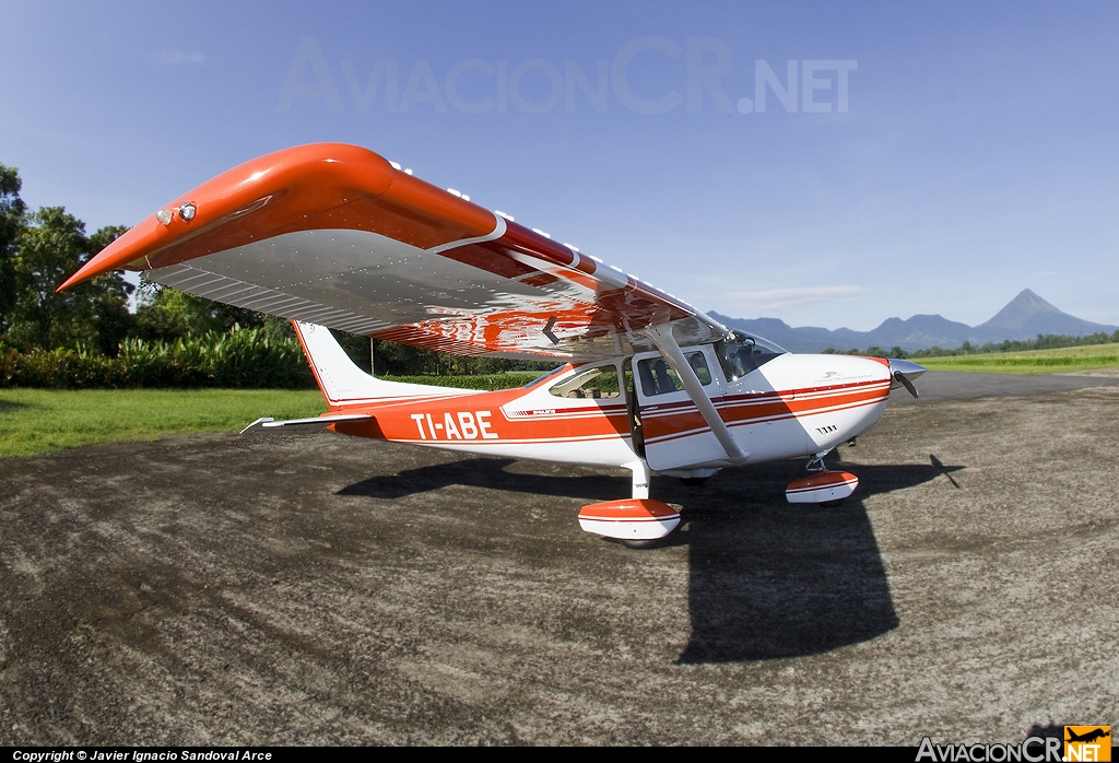 TI-ABE - Cessna 182Q Skylane II - Privado