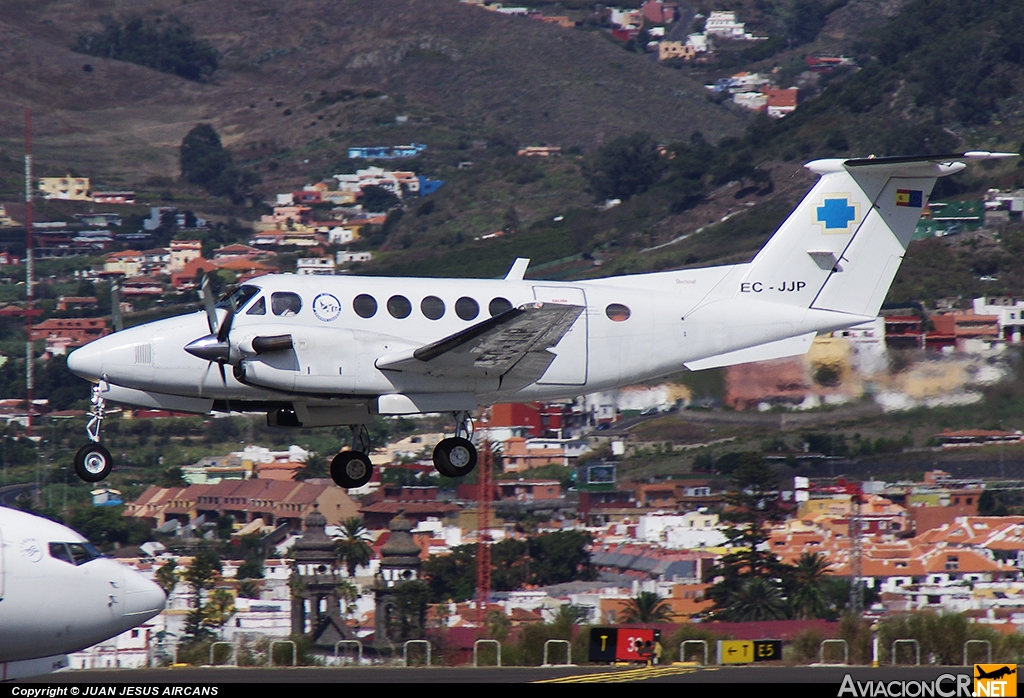 EC-JJP - Beechcraft B200 Super King Air - Urgemer Canarias