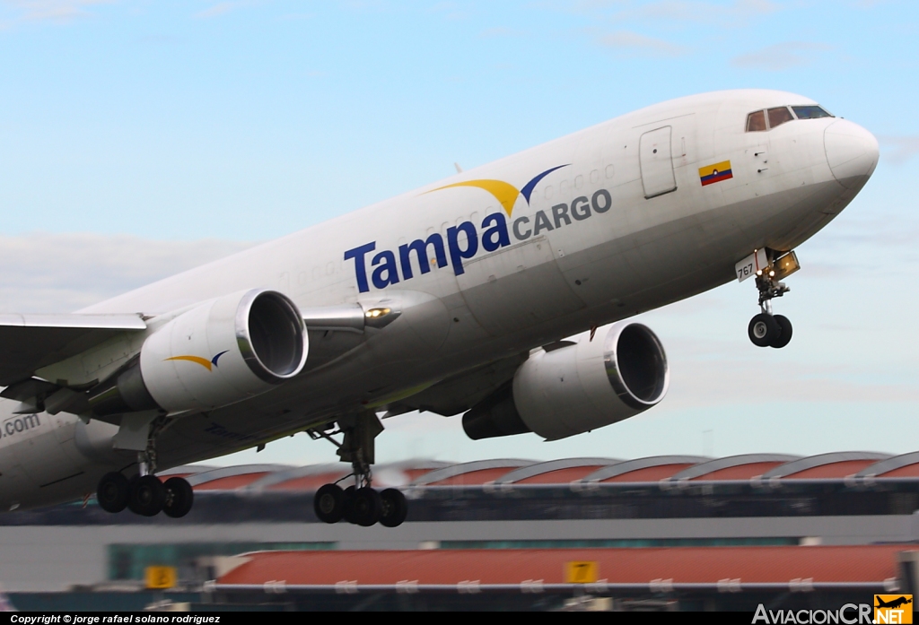 N767QT - Boeing 767-241/ER - Tampa Colombia