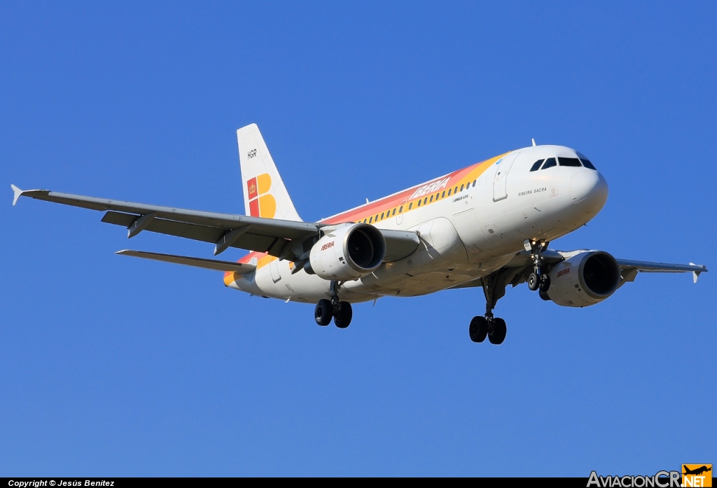 EC-HGR - Airbus A319-112 - Iberia