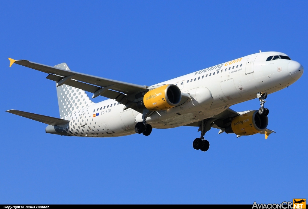 EC-KBU - Airbus A320-214 - Vueling