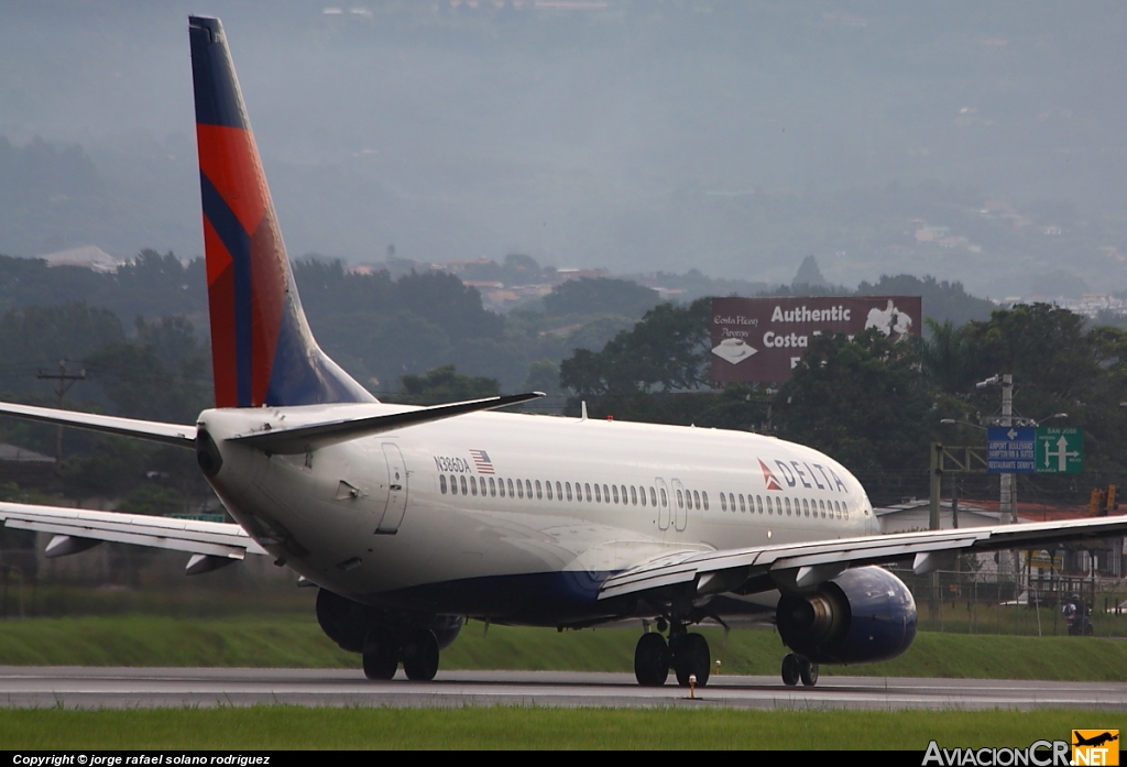 N386DA - Boeing 737-832 - Delta Air Lines