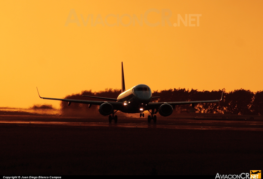 HP-1562CMP - Embraer 190-100IGW - Copa Airlines