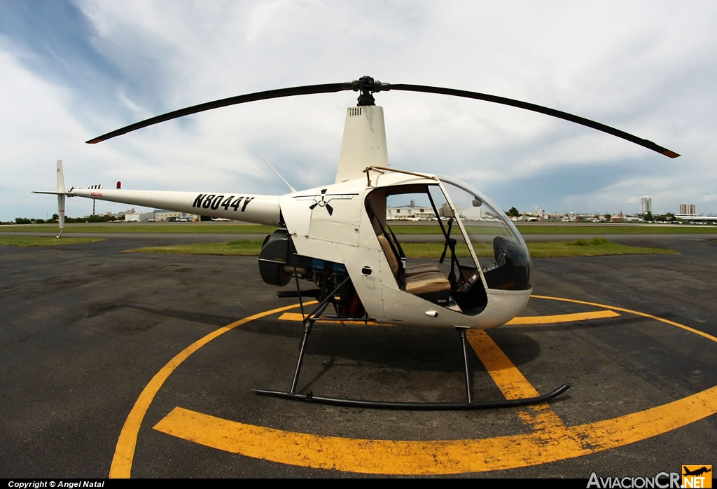 N8044Y - Robinson R22 Beta II - Privado