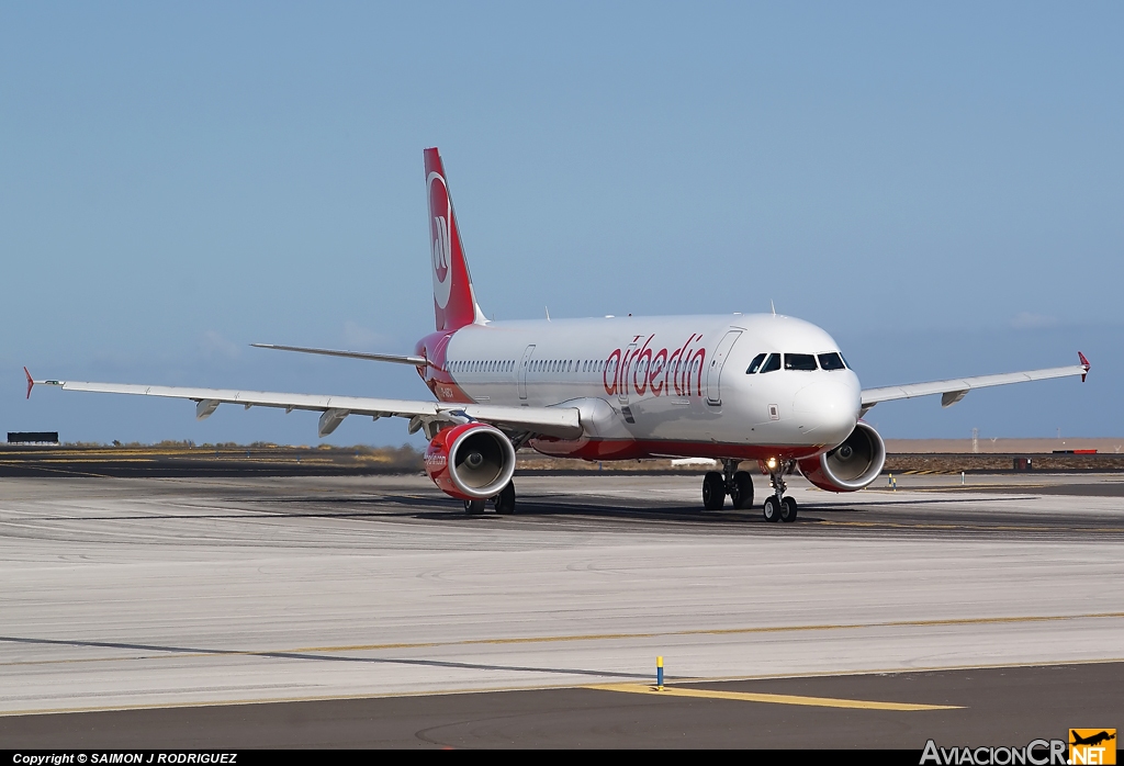 D-ABCA - Airbus A321-211 - Air Berlin