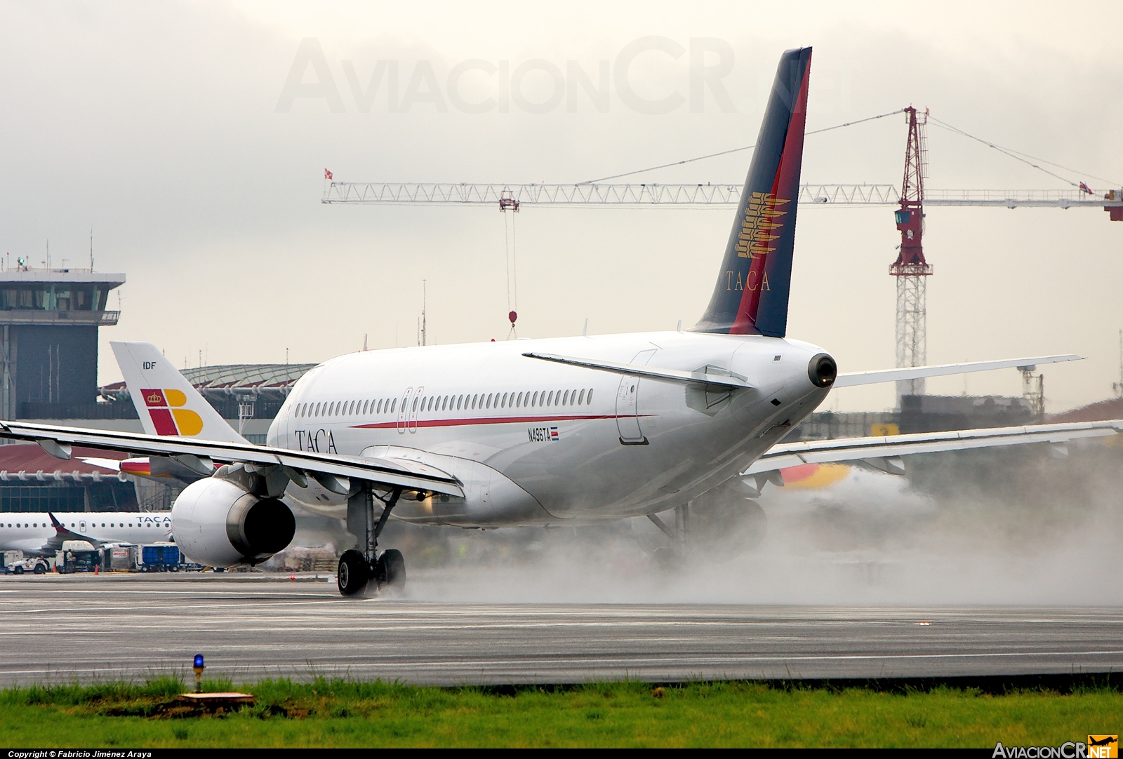 N496TA - Airbus A320-233 - TACA