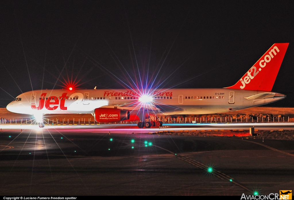 G-LSAH - Boeing 757-21B - Jet2.com