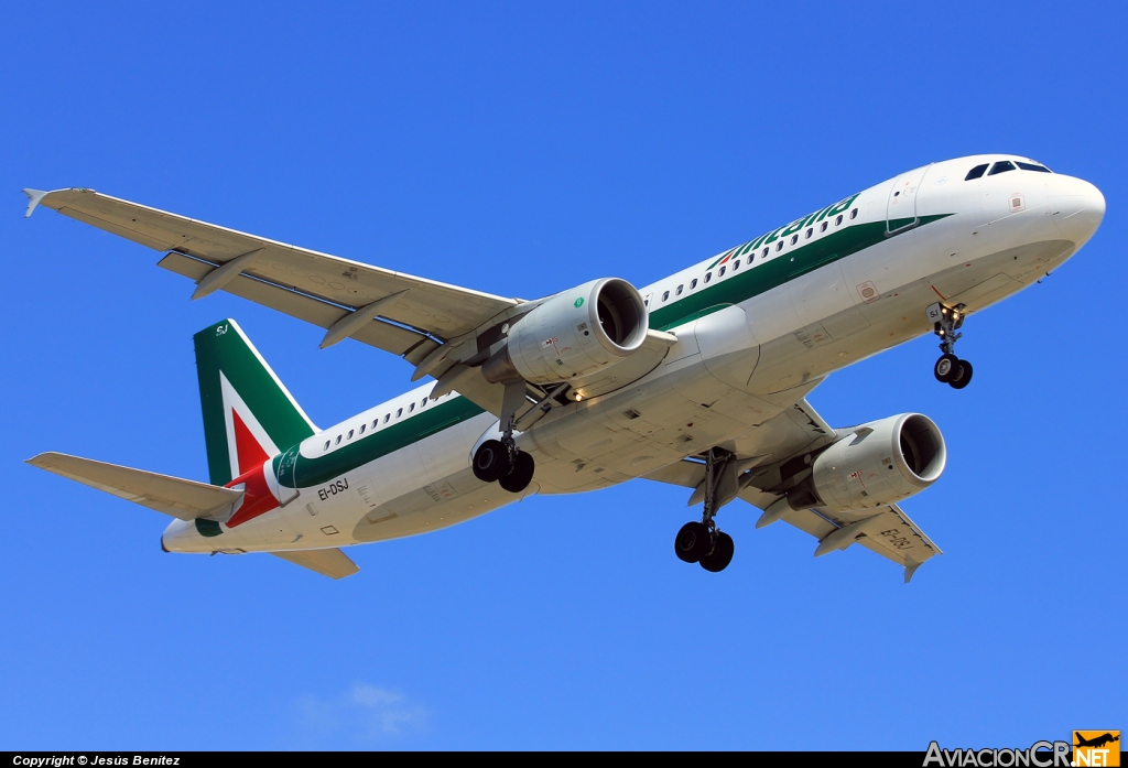 EI-DSJ - Airbus A320-216 - Alitalia