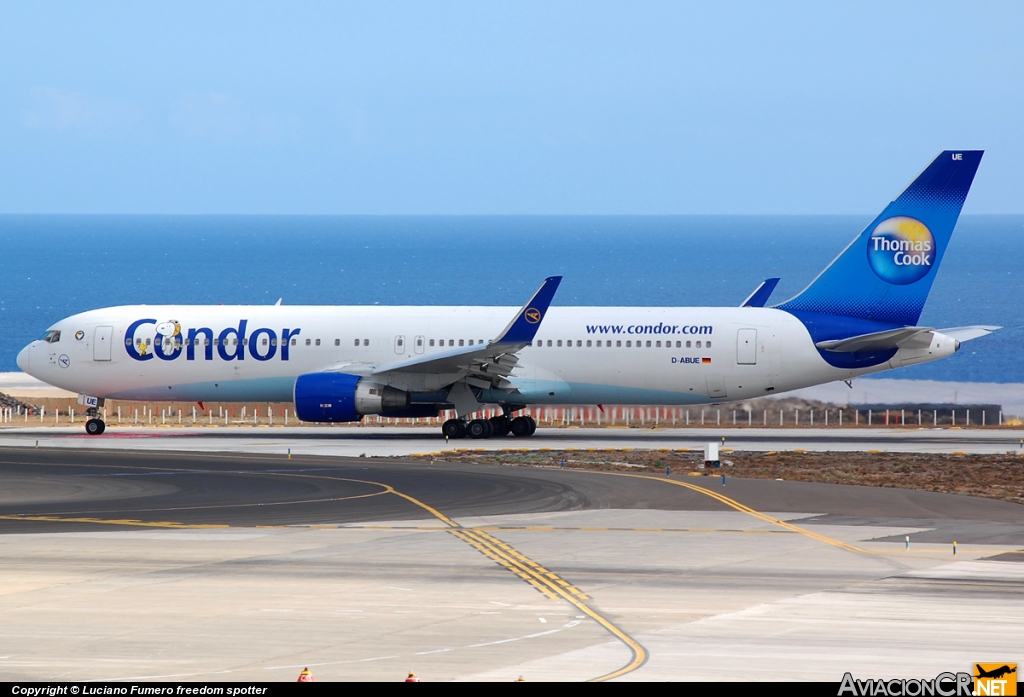 D-ABUE - Boeing 767-330/ER - Condor