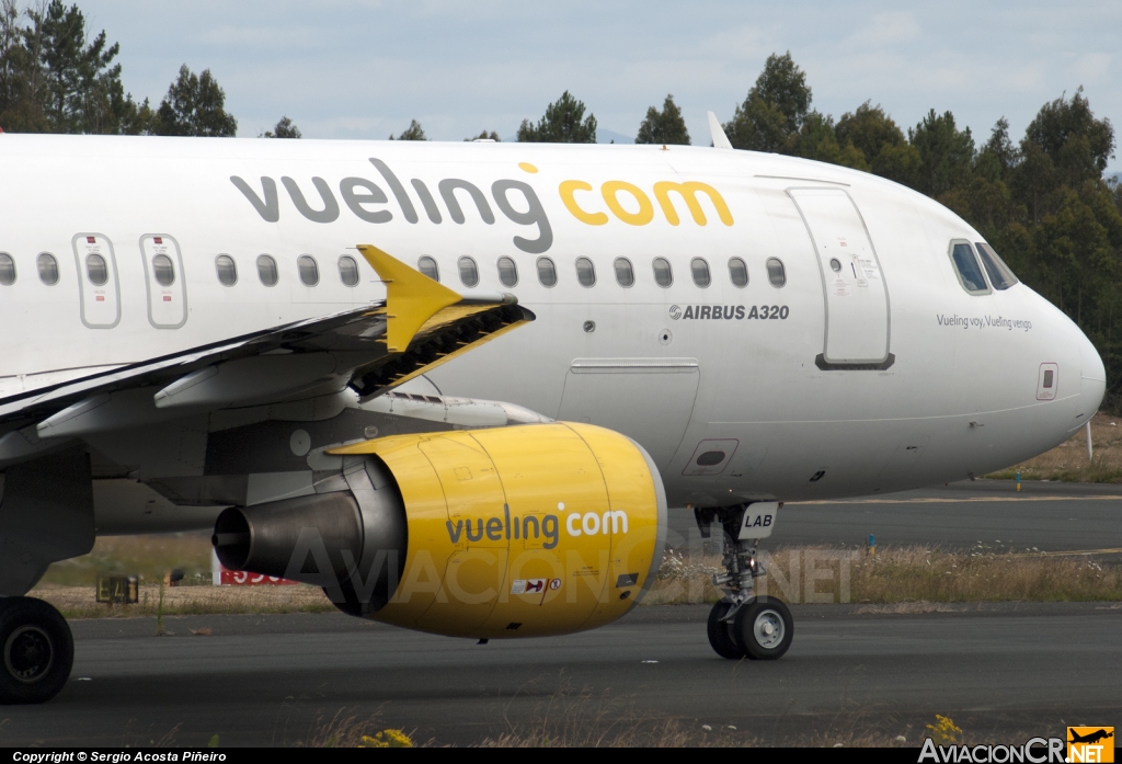 EC-LAB - Airbus A320-214 - Vueling