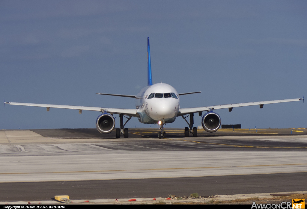 D-AICG - Airbus A320-212 - Condor