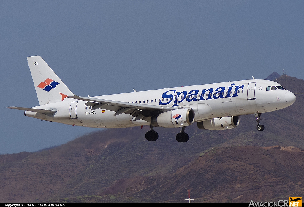 EC-ICL - Airbus A320-232 - Spanair